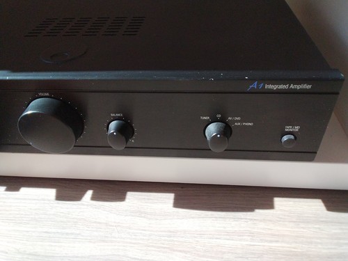 Cambridge audio amplifier - cambridge,
